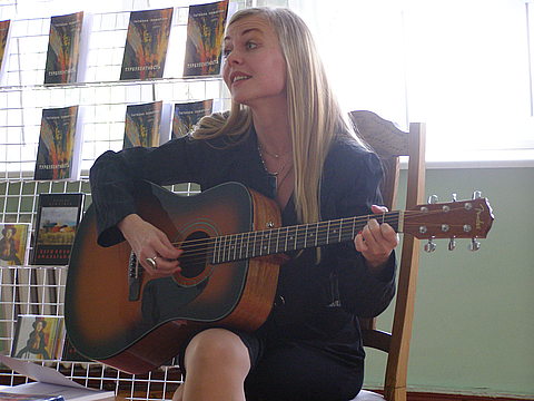 Татиана Комарова раскрывает тайну "Турбулентности" на сайті 20minut.ua Татиана Комарова раскрывает тайну "Турбулентности", фото №4 на сайті 20minut.ua