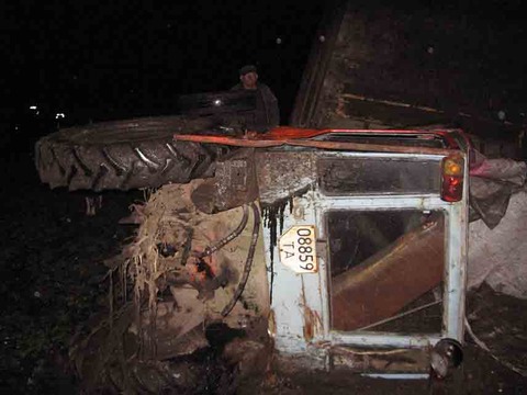 На Тернопільщині перевернувся рейсовий автобус з 15 пасажирами, фото №2 на сайті 20minut.ua
