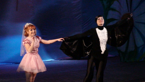 У Житомирі дитяча вистава "Дюймовочка" збирає аншлаг на сайті 20minut.ua У Житомирі дитяча вистава "Дюймовочка" збирає аншлаг, фото №6 на сайті 20minut.ua