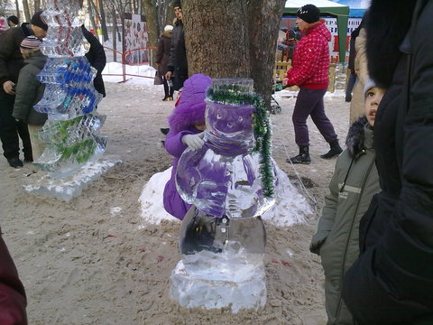 Вінничани зустрічають новий рік біля головної ялинки, фото №9 на сайті 20minut.ua