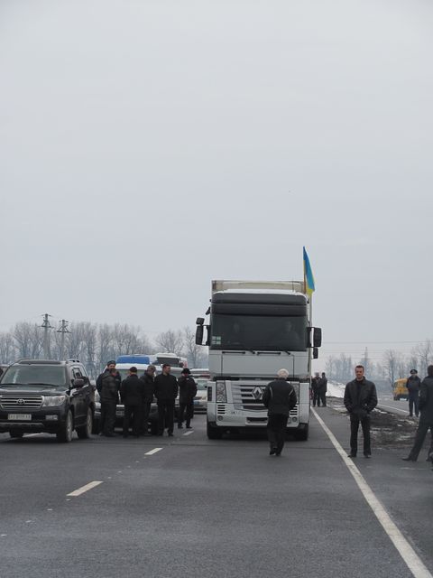 Як віце-прем'єр на окружній біля Калинівки борги роздавав на сайті 20minut.ua Як віце-прем'єр на окружній біля Калинівки борги роздавав, фото №6 на сайті 20minut.ua