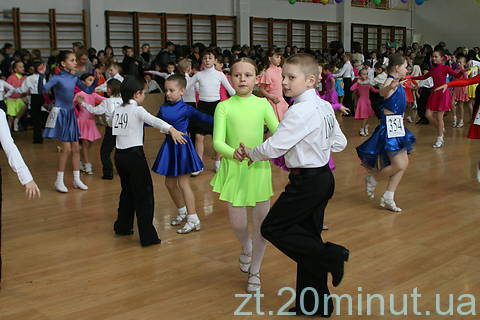 В Житомирі 400 танцювальних пар взяли участь у весняному балі, фото №1 на сайті 20minut.ua