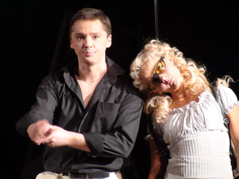 В Житомире с аншлагом прошла эротическая комедия "Осторожно - женщины!", фото №2 на сайті 20minut.ua