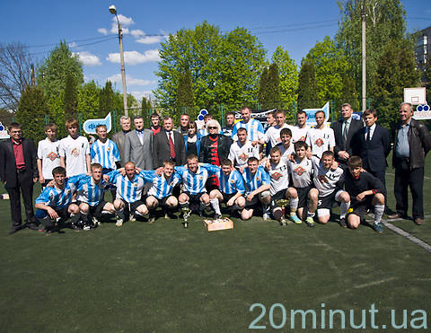 ФК "Візаж" виграв відкритий турнір по міні-футбол на кубок Губернатора, фото №3 на сайті 20minut.ua