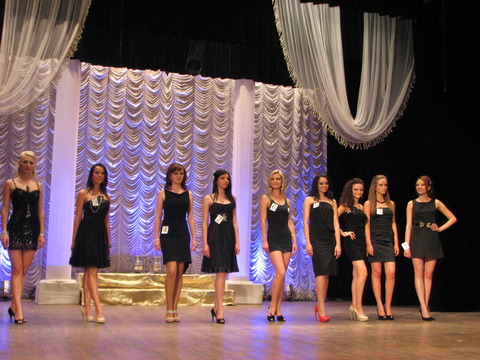 Титул "СтудМіс Тернопільщини-2011" виборола 19-річна спортсменка на сайті 20minut.ua Титул "СтудМіс Тернопільщини-2011" виборола 19-річна спортсменка, фото №9 на сайті 20minut.ua