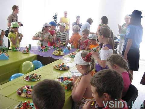 Хмельницьких дітей вчили стріляти та водити байки, фото №42 на сайті vsim.ua