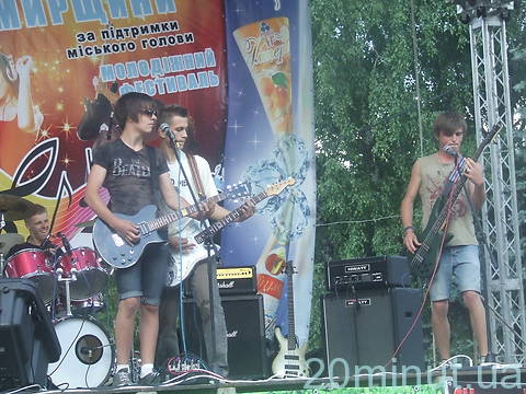 На рок-фестивалі в Житомирі перемогли дебютанти гурт "The Second Life" на сайті 20minut.ua На рок-фестивалі в Житомирі перемогли дебютанти гурт "The Second Life" , фото №5 на сайті 20minut.ua