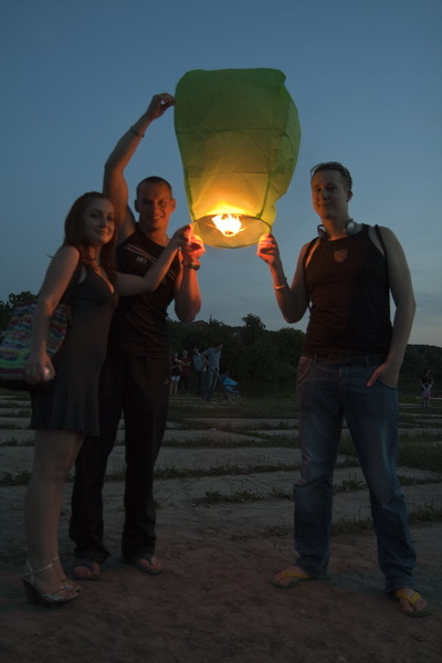 У Вінниці запустили небесні ліхтарики на сайті 20minut.ua У Вінниці запустили небесні ліхтарики, фото №15 на сайті 20minut.ua