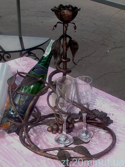 В Житомирі ковалі з усієї України кували щастя та боролися з негодою на сайті 20minut.ua В Житомирі ковалі з усієї України кували щастя та боролися з негодою, фото №14 на сайті 20minut.ua