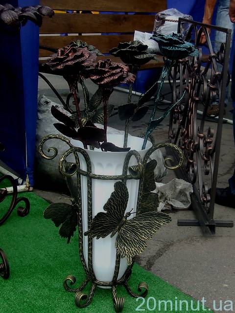 В Житомирі ковалі з усієї України кували щастя та боролися з негодою на сайті 20minut.ua В Житомирі ковалі з усієї України кували щастя та боролися з негодою, фото №6 на сайті 20minut.ua