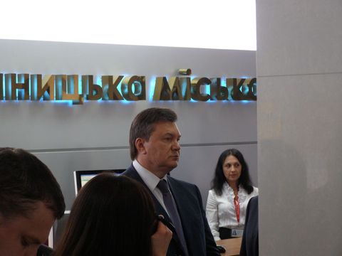 Янукович пообіцяв вінничанам світле майбутнє, фото №13 на сайті 20minut.ua