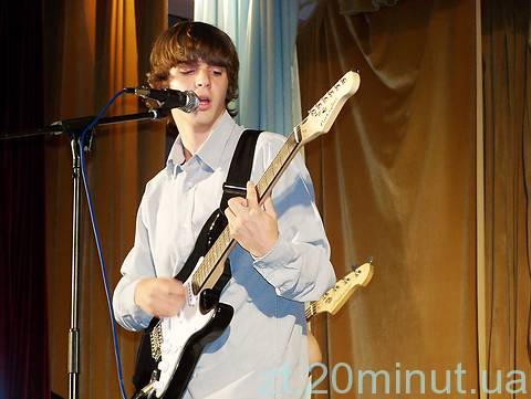 Житомирська дитяча організація "Все робимо самі" організувала концерт "Молодь майбутнього" на сайті 20minut.ua Житомирська дитяча організація "Все робимо самі" організувала концерт "Молодь майбутнього" , фото №6 на сайті 20minut.ua