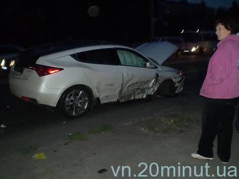 Авария на перекрестке Пирогова и 30-летия Победы , фото №8 на сайті 20minut.ua