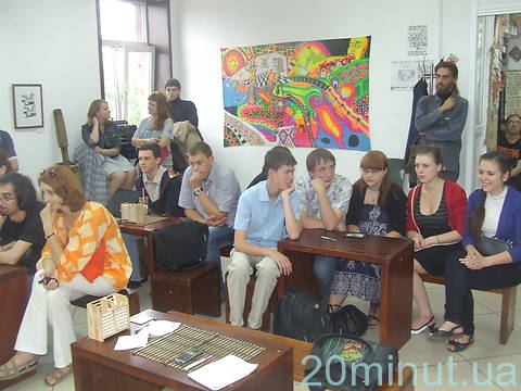 На відборі "Art-Now Session" житомирянам показували майбутнє на сайті 20minut.ua На відборі "Art-Now Session" житомирянам показували майбутнє, фото №13 на сайті 20minut.ua