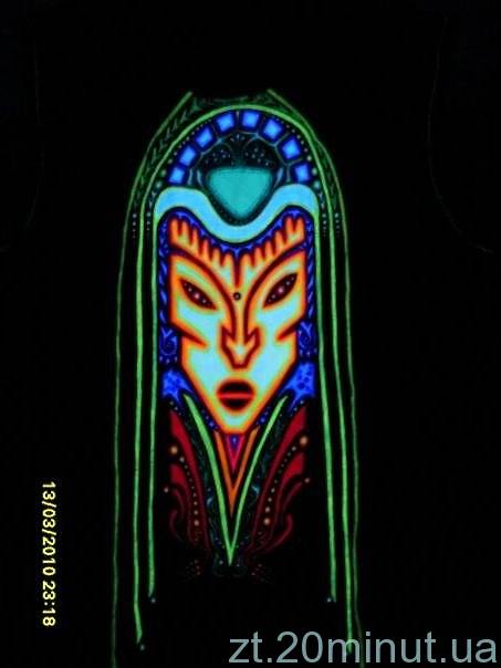 Житомирський художник Ant Ti розвиває в місті флюоромистецтво, фото №2 на сайті 20minut.ua