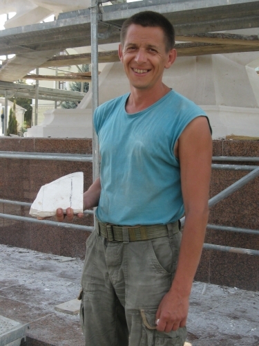 Пам’ятник «Віра. Надія. Любов» відкриють через місяць на сайті vsim.ua Пам’ятник «Віра. Надія. Любов» відкриють через місяць, фото №1 на сайті vsim.ua