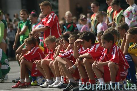 Спортсмени Житомира провели олімпійський урок в центрі міста, фото №7 на сайті 20minut.ua