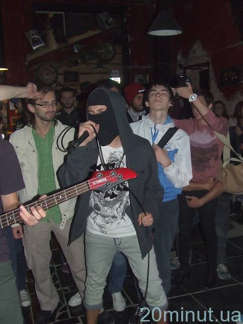 Угорська група "Torn from Earth" порвала житомирську публіку на сайті 20minut.ua Угорська група "Torn from Earth" порвала житомирську публіку, фото №17 на сайті 20minut.ua