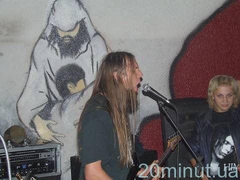 Угорська група "Torn from Earth" порвала житомирську публіку на сайті 20minut.ua Угорська група "Torn from Earth" порвала житомирську публіку, фото №21 на сайті 20minut.ua