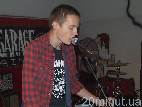 Угорська група "Torn from Earth" порвала житомирську публіку на сайті 20minut.ua Угорська група "Torn from Earth" порвала житомирську публіку, фото №6 на сайті 20minut.ua
