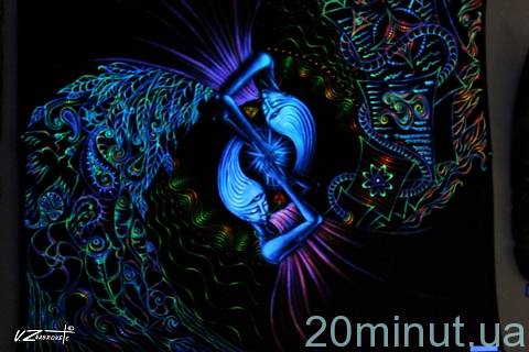 В Житомирі у "Кавоманії" вдруге відкрилась виставка флюорного мистецтва на сайті 20minut.ua В Житомирі у "Кавоманії" вдруге відкрилась виставка флюорного мистецтва, фото №6 на сайті 20minut.ua