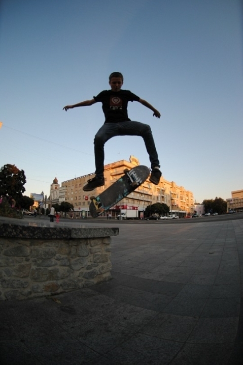 На перших змаганнях по скейтбордингу в Житомирі оцінювали наймолодших, фото №4 на сайті 20minut.ua