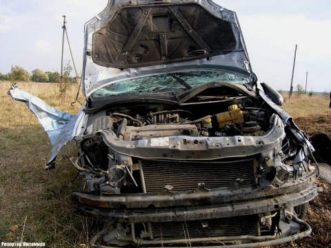 В ДТП на автодороге Новоград-Волынский - Староконстантинов погибло три человека, фото №1 на сайті 20minut.ua