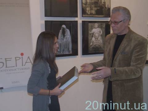 Архітектор Юрій Пісковський привіз в Житомир фотовиставку вартістю кілька тисяч гривень на сайті 20minut.ua Архітектор Юрій Пісковський привіз в Житомир фотовиставку вартістю кілька тисяч гривень, фото №10 на сайті 20minut.ua