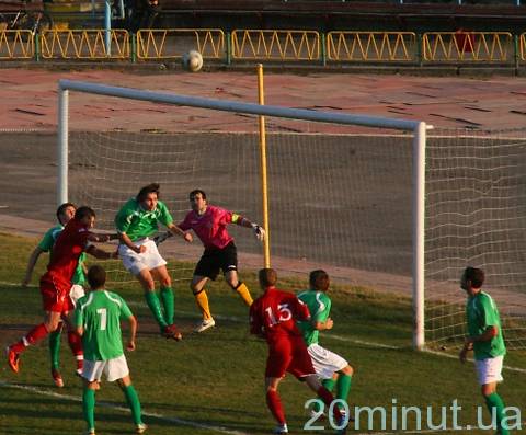 Присутність влади не допомогла вінницькій «Ниві» перемогти на сайті 20minut.ua Присутність влади не допомогла вінницькій «Ниві» перемогти, фото №16 на сайті 20minut.ua