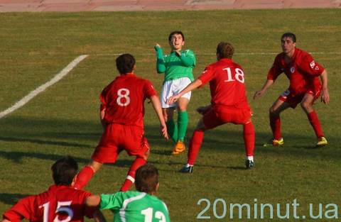 Присутність влади не допомогла вінницькій «Ниві» перемогти на сайті 20minut.ua Присутність влади не допомогла вінницькій «Ниві» перемогти, фото №6 на сайті 20minut.ua