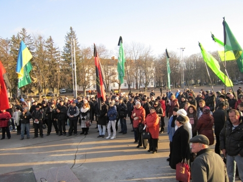 У Хмельницькому пом'янули шахтаря, який помер у Донецьку, фото №1 на сайті vsim.ua