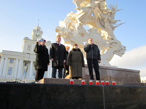 У Хмельницькому пом'янули шахтаря, який помер у Донецьку, фото №5 на сайті vsim.ua