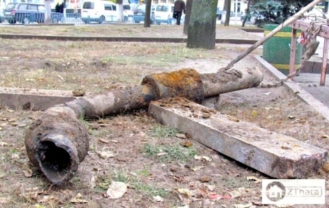 В центрі Житомира стався прорив водопроводу на сайті 20minut.ua В центрі Житомира стався прорив водопроводу , фото №1 на сайті 20minut.ua
