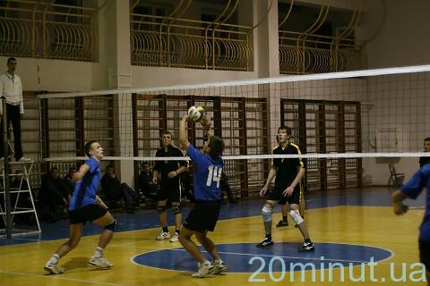 В Житомирі стартував чемпіонат міста з волейболу, фото №3 на сайті 20minut.ua