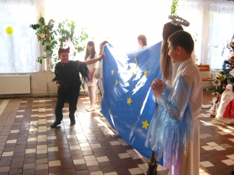 Вихованцям будинку-інтернату в Меджибожі хмельничани подарували казку, фото №2 на сайті vsim.ua