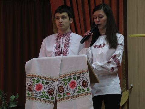 У хмельницькій школі вшанували пам’ять Героїв Крут, фото №1 на сайті vsim.ua