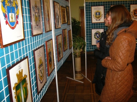 У Хмельницькому відбулося відкриття виставки геральдики, фото №11 на сайті vsim.ua