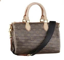 У Вінниці знижки на одяг досягають 30%, 40%, 50% , фото №5 на сайті 20minut.ua