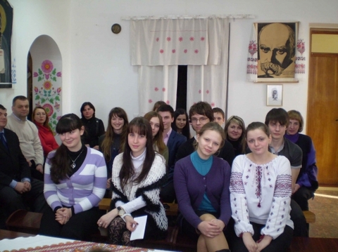 Хмельницькі просвітяни вшанували пам’ять Івана Огієнка на сайті vsim.ua Хмельницькі просвітяни вшанували пам’ять Івана Огієнка, фото №1 на сайті vsim.ua