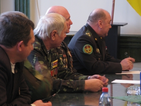 Хмельницькі ветерани-афганці попросили у влади музей. Мер пообіцяв посприяти, фото №2 на сайті vsim.ua