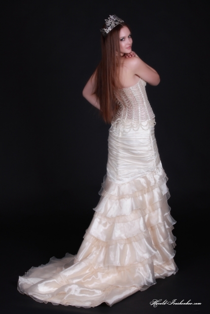 Обираємо «Міс газети «ВСІМ», Олеся Калюжна, фото №3 на сайті vsim.ua