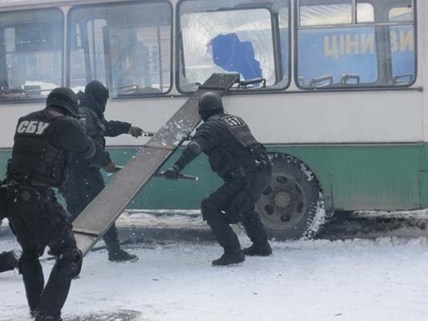 Терористи захопили хмельницький кінотеатр на сайті vsim.ua Терористи захопили хмельницький кінотеатр, фото №11 на сайті vsim.ua