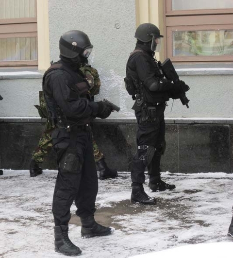 Терористи захопили хмельницький кінотеатр на сайті vsim.ua Терористи захопили хмельницький кінотеатр, фото №17 на сайті vsim.ua