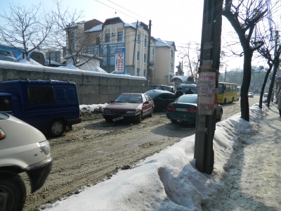 У Тернополі біля залізничного вокзалу зіткнулось три автівки на сайті 20minut.ua У Тернополі біля залізничного вокзалу зіткнулось три автівки, фото №2 на сайті 20minut.ua