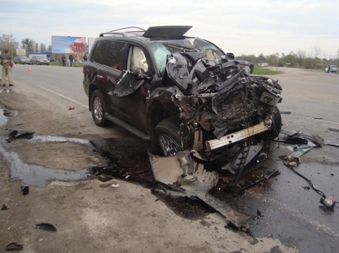 На Хмельниччині лексус влетів у вантажівку: є постраждалі, фото №1 на сайті vsim.ua