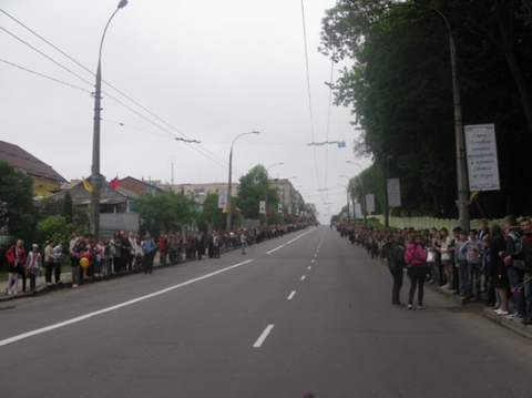 День Перемоги у Хмельницькому: з БТР, фронтовиками і квітами, фото №6 на сайті vsim.ua