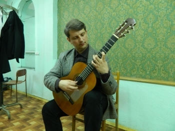 Гітарист та композитор Юрій Стасюк привіз до Тернополя три прем'єри, фото №1 на сайті 20minut.ua