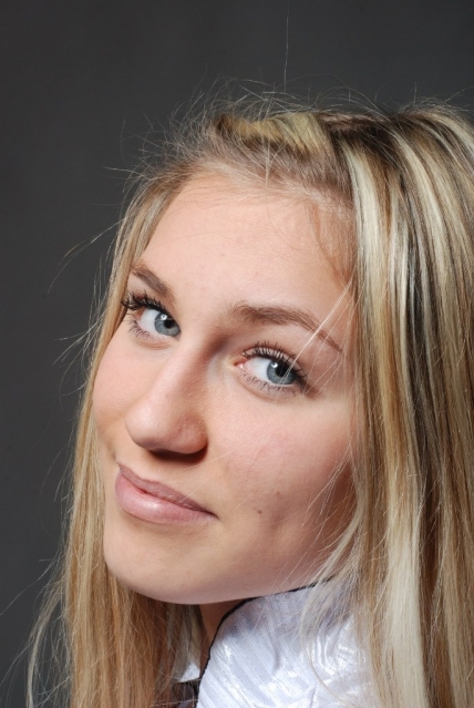 Обираємо Міс газети ВСІМ, Валерія Довганюк, 17 років на сайті vsim.ua Обираємо Міс газети ВСІМ, Валерія Довганюк, 17 років, фото №1 на сайті vsim.ua