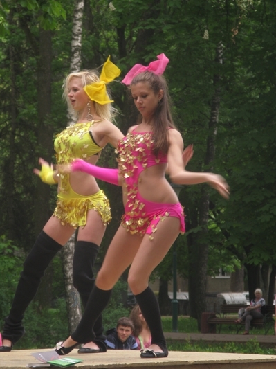 У Хмельницькому в парку піднімали штангу і боролися на руках на сайті vsim.ua У Хмельницькому в парку піднімали штангу і боролися на руках, фото №7 на сайті vsim.ua