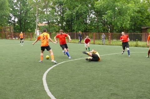 «ВСІМ» Бізнес-Ліги 2012»: «Ясен» проривається у чвертьфінал і не з'являється на гру, фото №1 на сайті vsim.ua